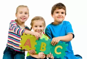 Bật mí mẹo giúp trẻ em thích thú trong việc học tiếng anh